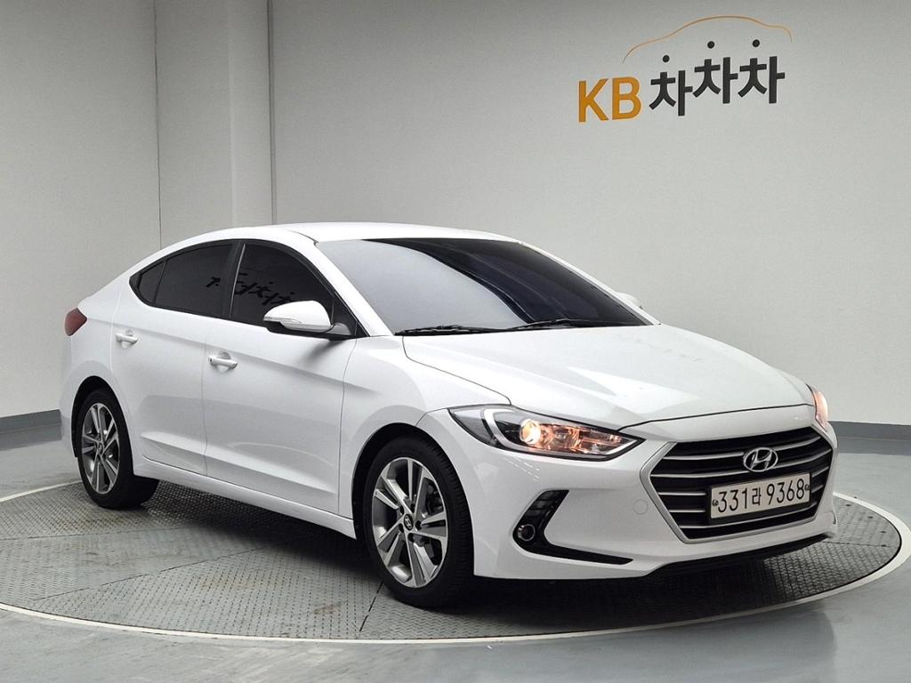 2018 HYUNDAI AVANTE AD 