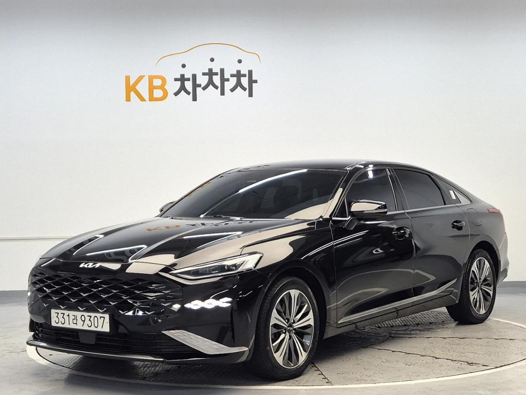 2023 KIA K8 