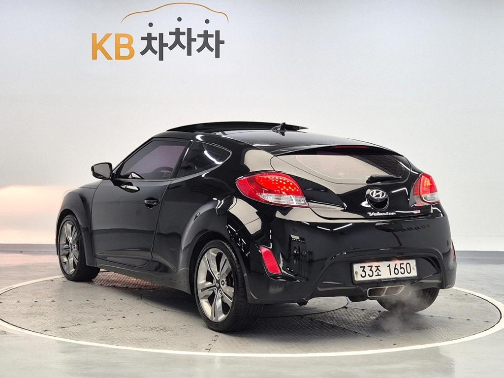 2012 HYUNDAI VELOSTER 