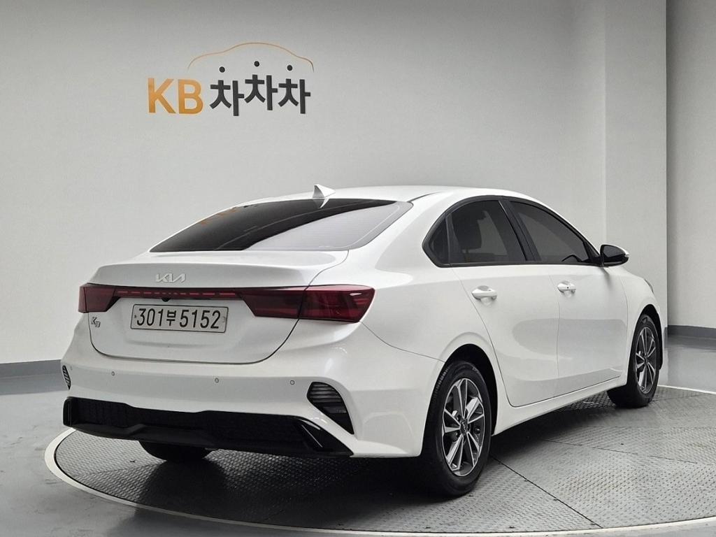 2022 KIA THE NEW K3 