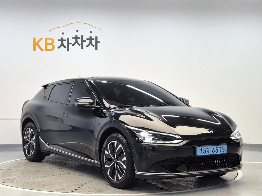 2022 KIA EV6 
