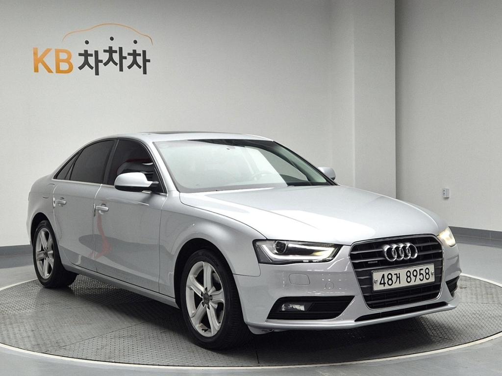 2013 AUDI A4 (4Gen) 