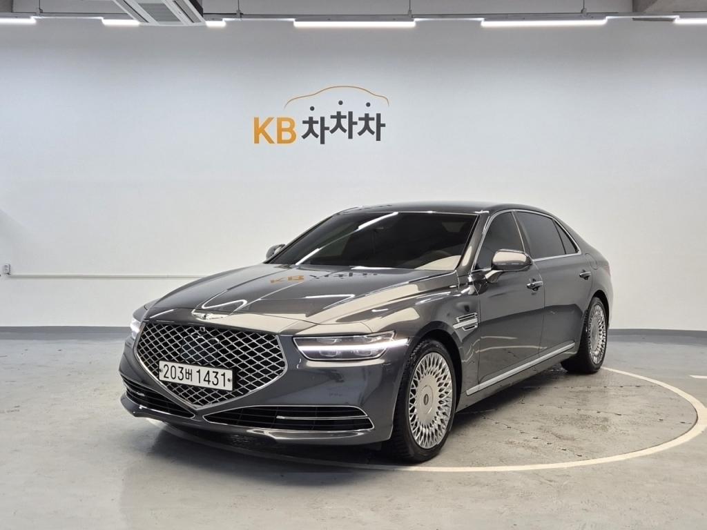 2021 GENESIS G90 