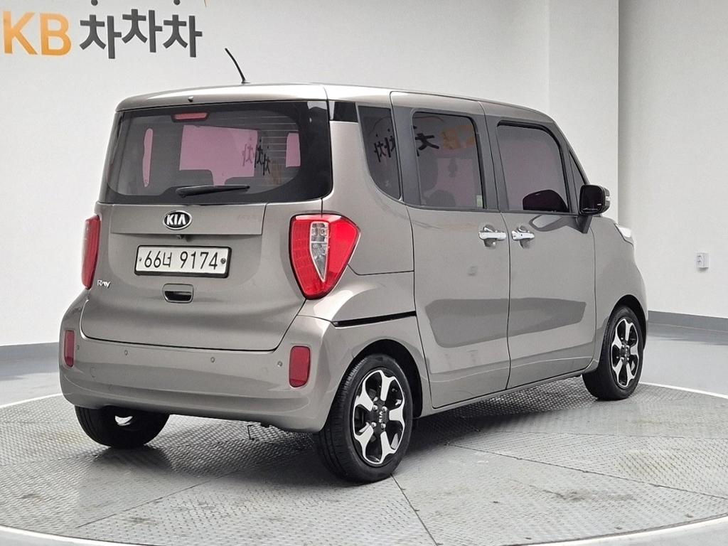 2017 KIA RAY 