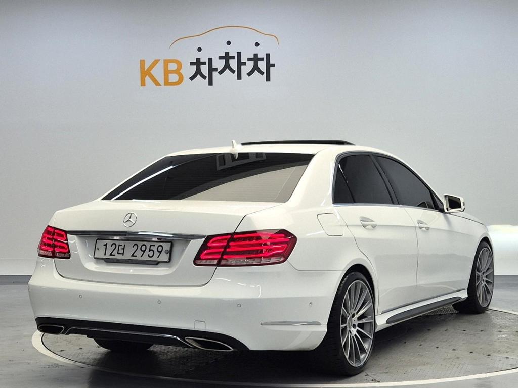 2014 BENZ E CLASS (4Gen) 