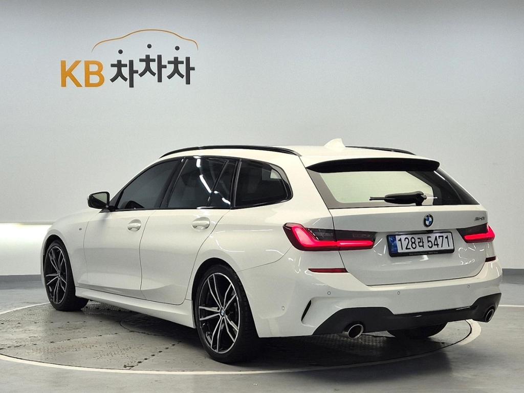2022 BMW 3 Series (7Gen) 
