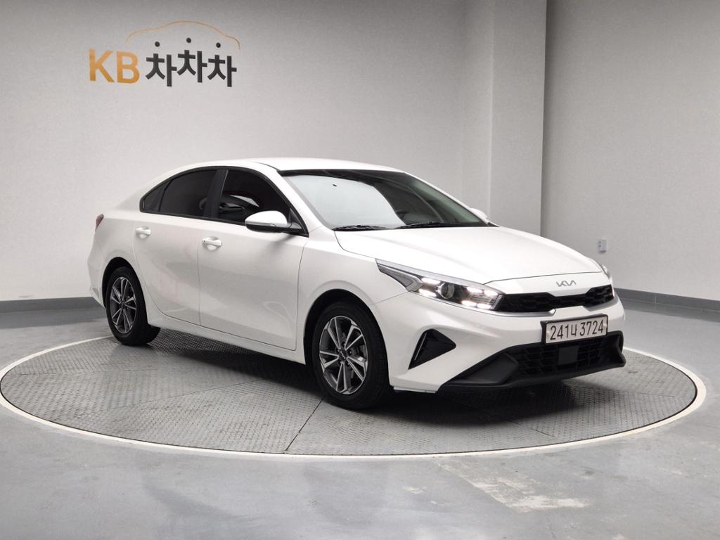 2022 KIA THE NEW K3 