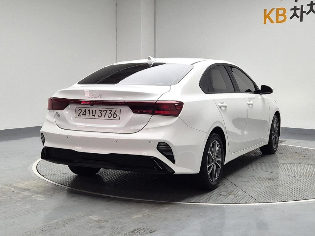 2022 KIA THE NEW K3 