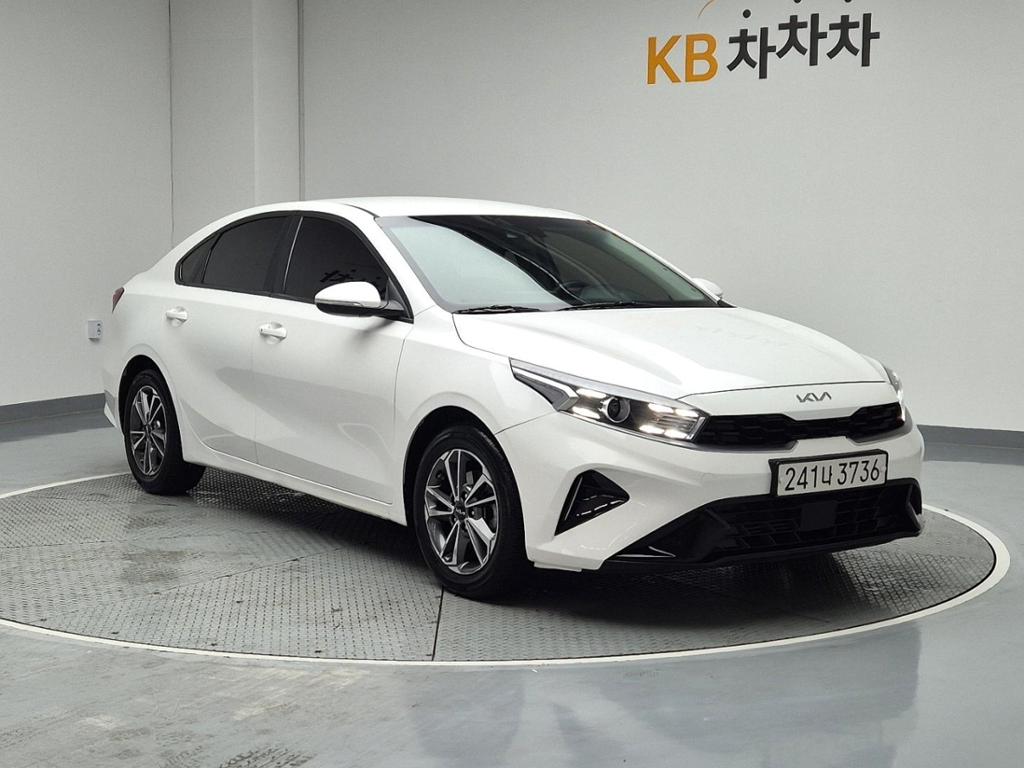 2022 KIA THE NEW K3 