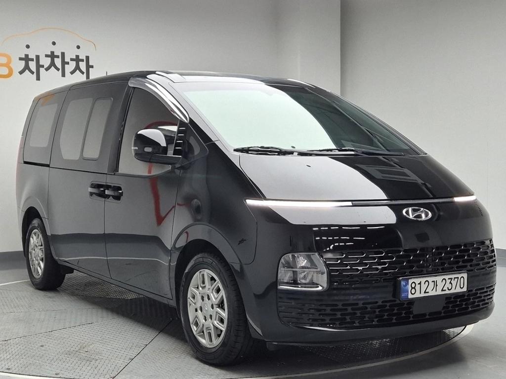 2023 HYUNDAI STARIA 