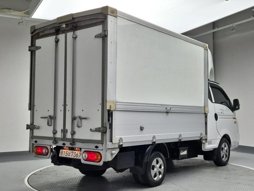 2021 HYUNDAI PORTER II 