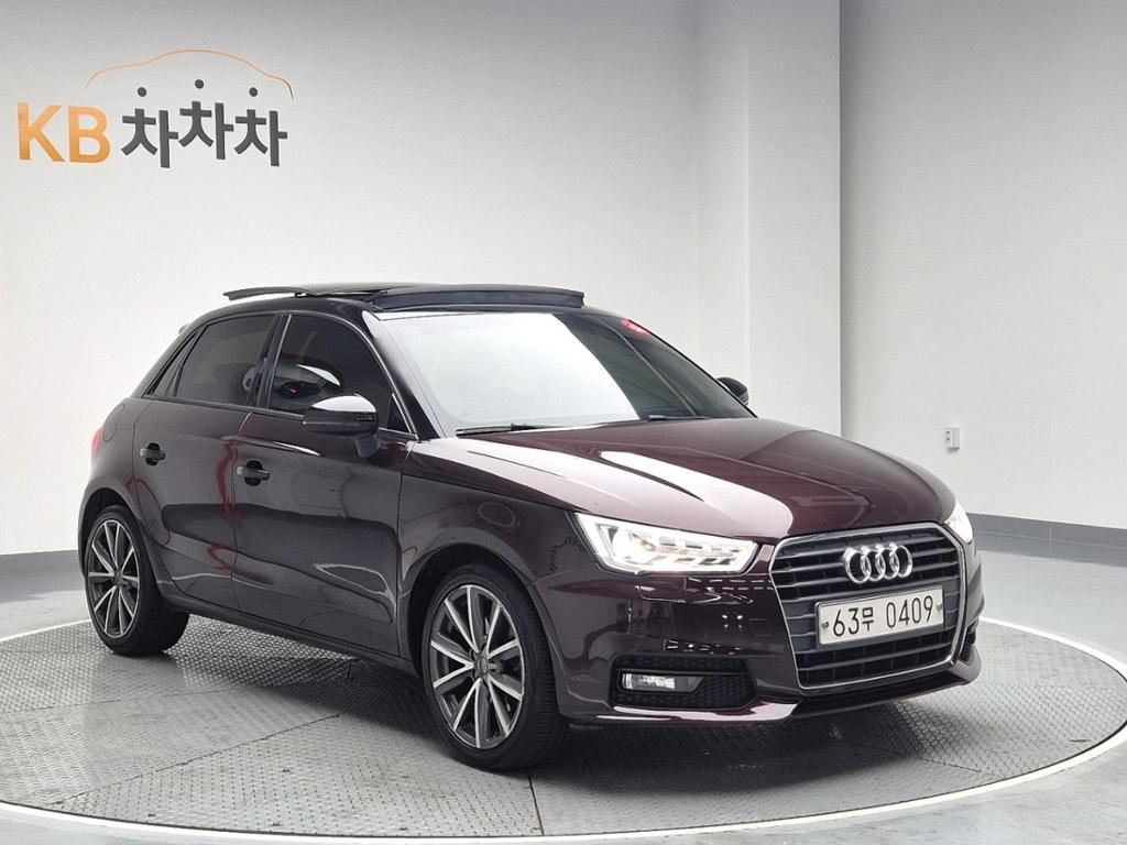 2015 AUDI A1 