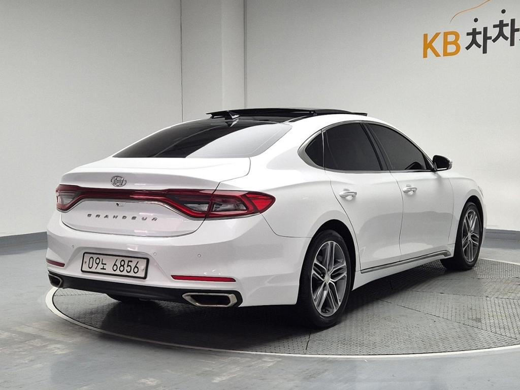 2017 HYUNDAI GRANDEUR IG 