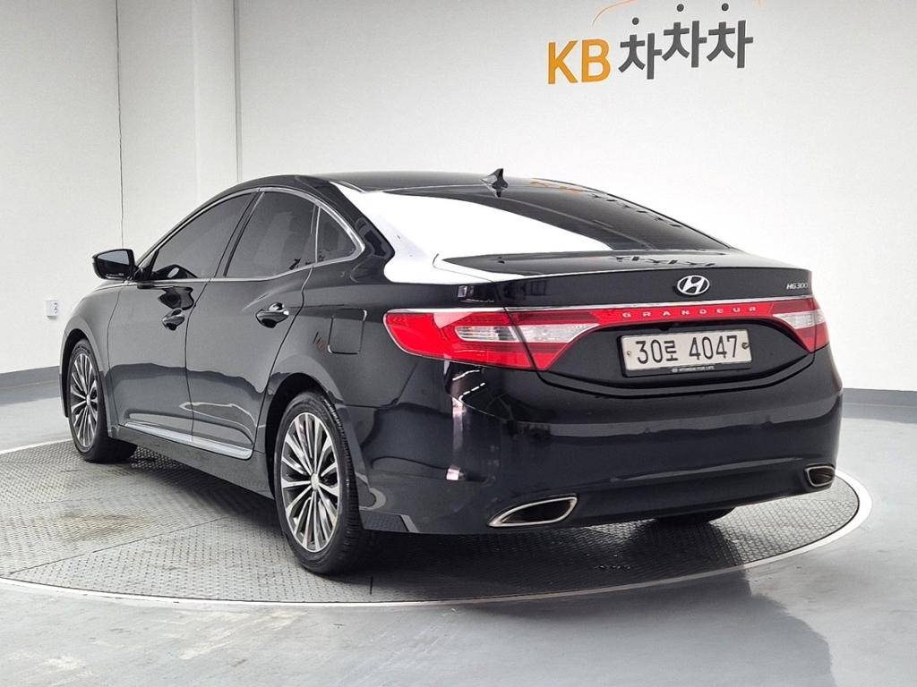 2013 HYUNDAI GRANDEUR HG 