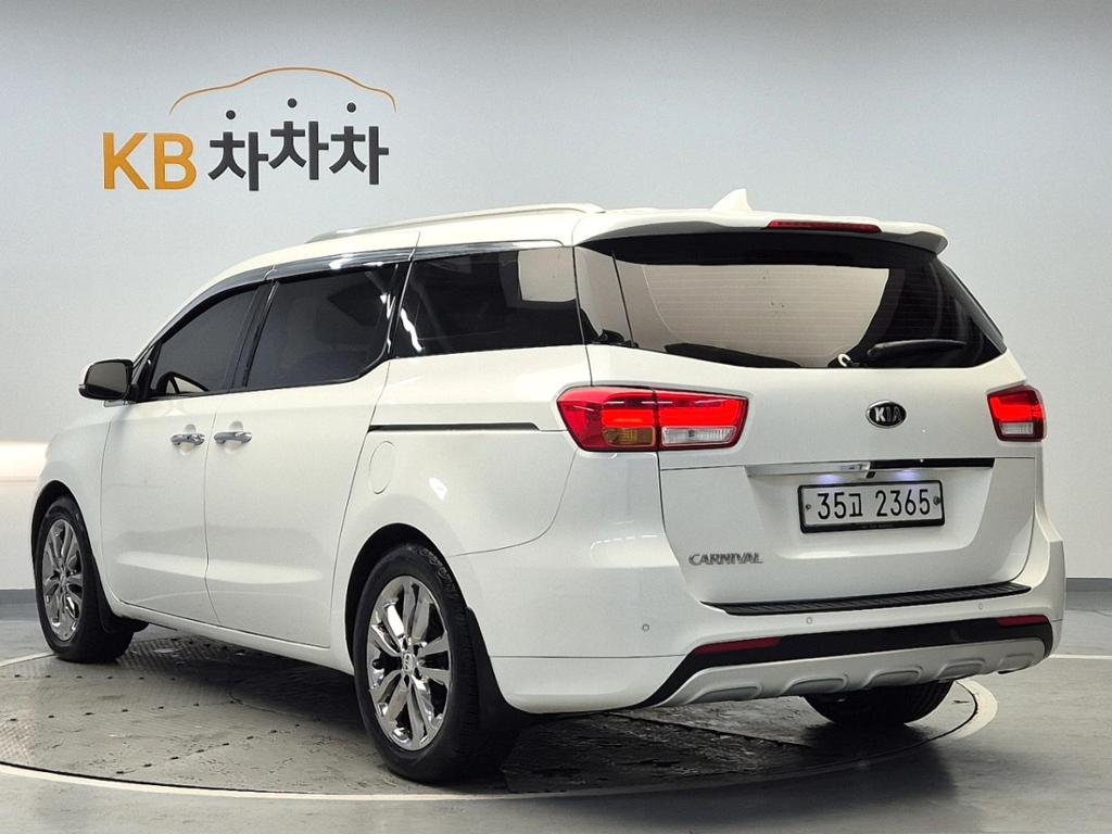 2017 KIA ALL NEW CARNIVAL 