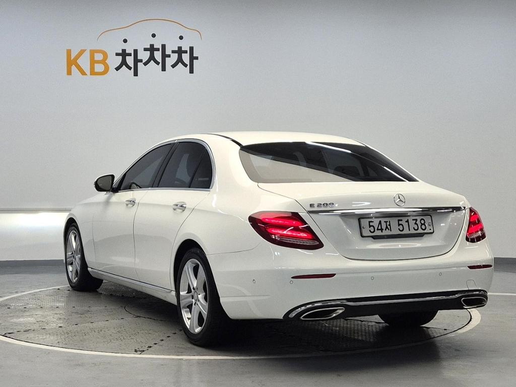 2017 BENZ E CLASS (5Gen) 