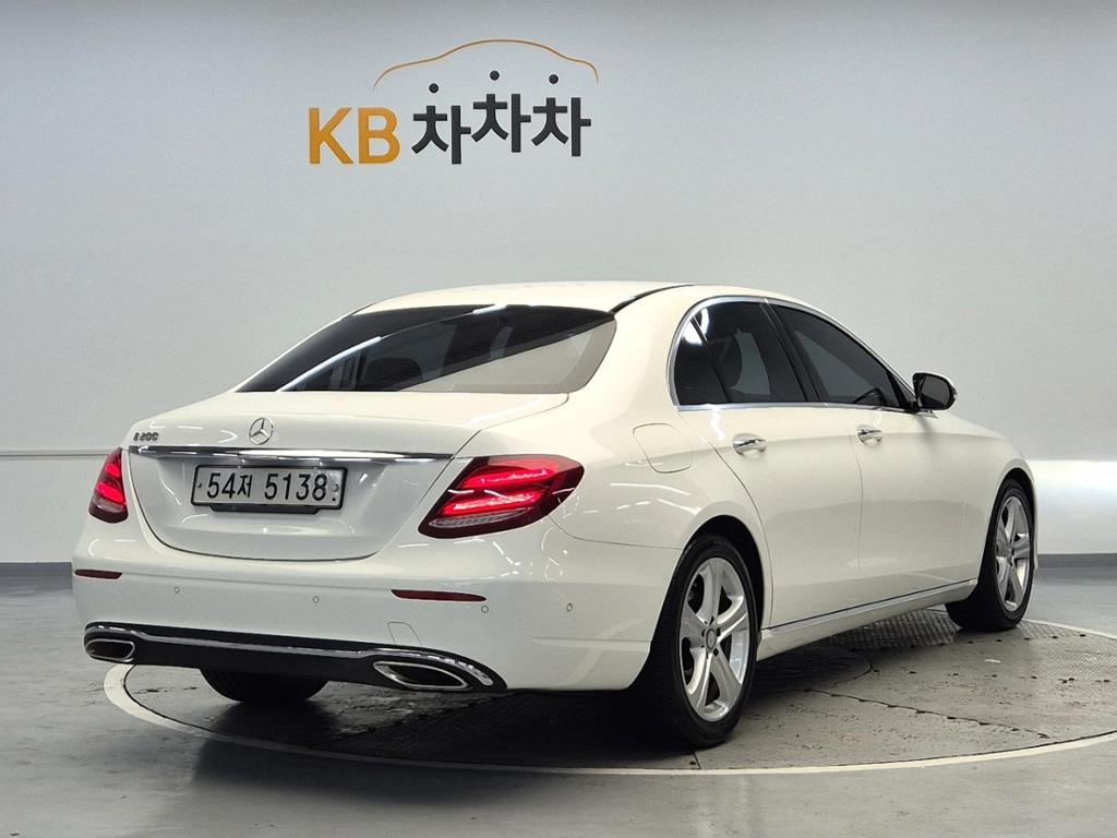 2017 BENZ E CLASS (5Gen) 