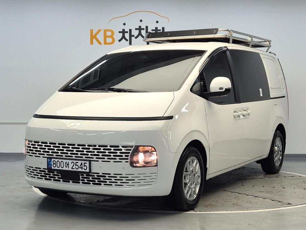 2025 HYUNDAI STARIA 