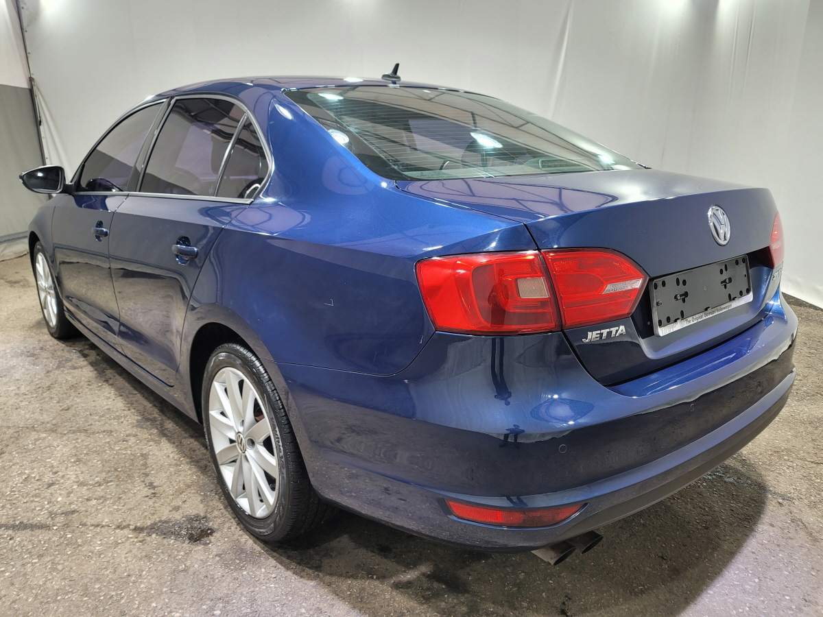 2013 VOLKSWAGEN JETTA (3Gen) 