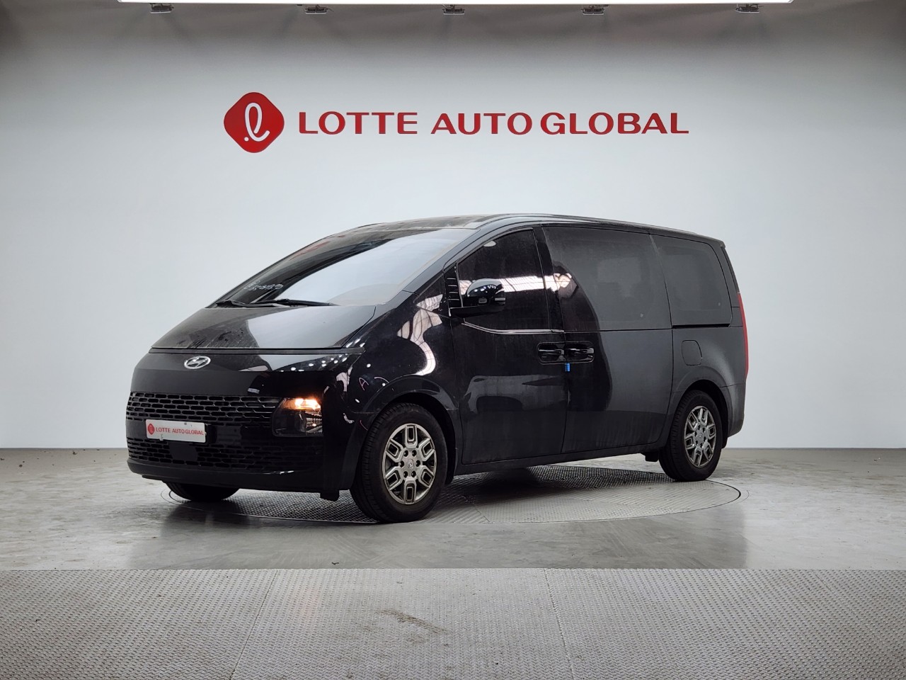 2022 HYUNDAI STARIA 2.2 Diesel Tourer 9seat 2W Modern