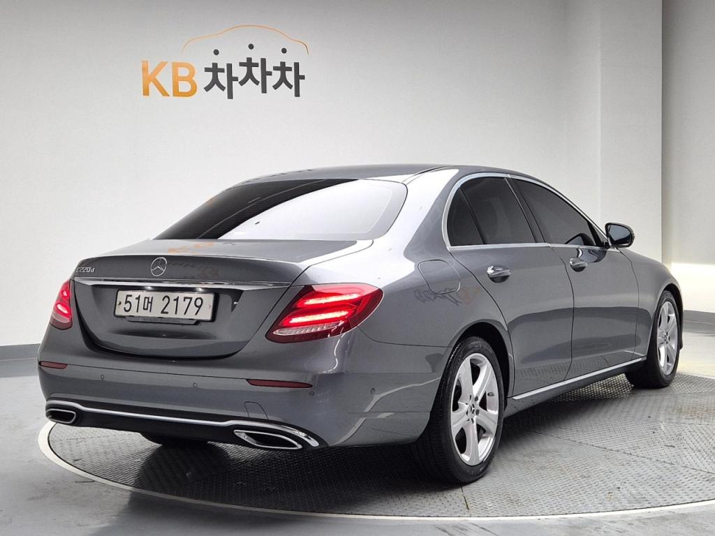 2017 BENZ E CLASS (5Gen) 