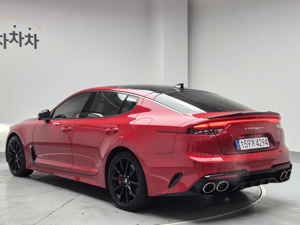 2021 KIA STINGER Meister 