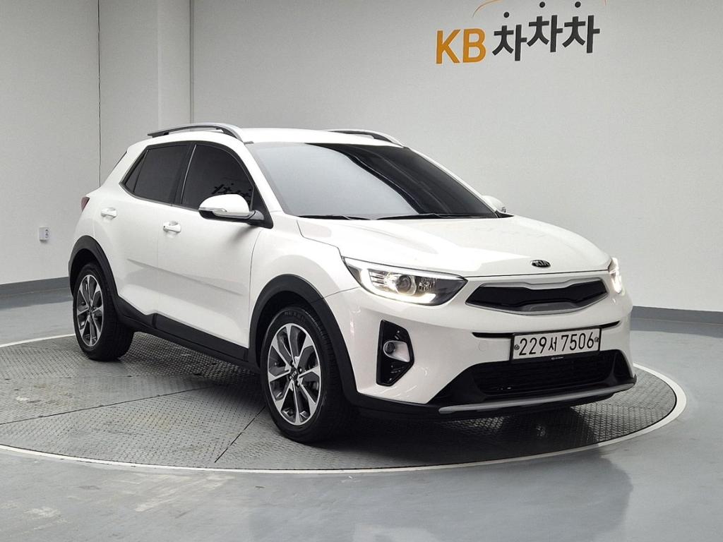 2020 KIA STONIC 