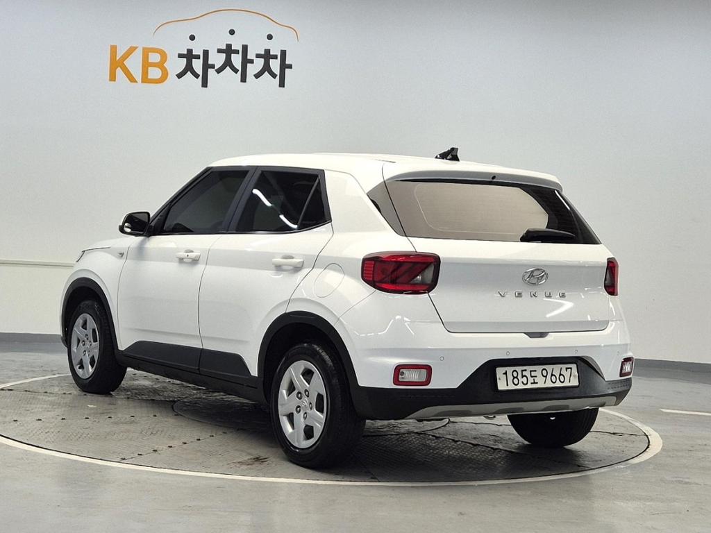 2020 HYUNDAI VENUE 