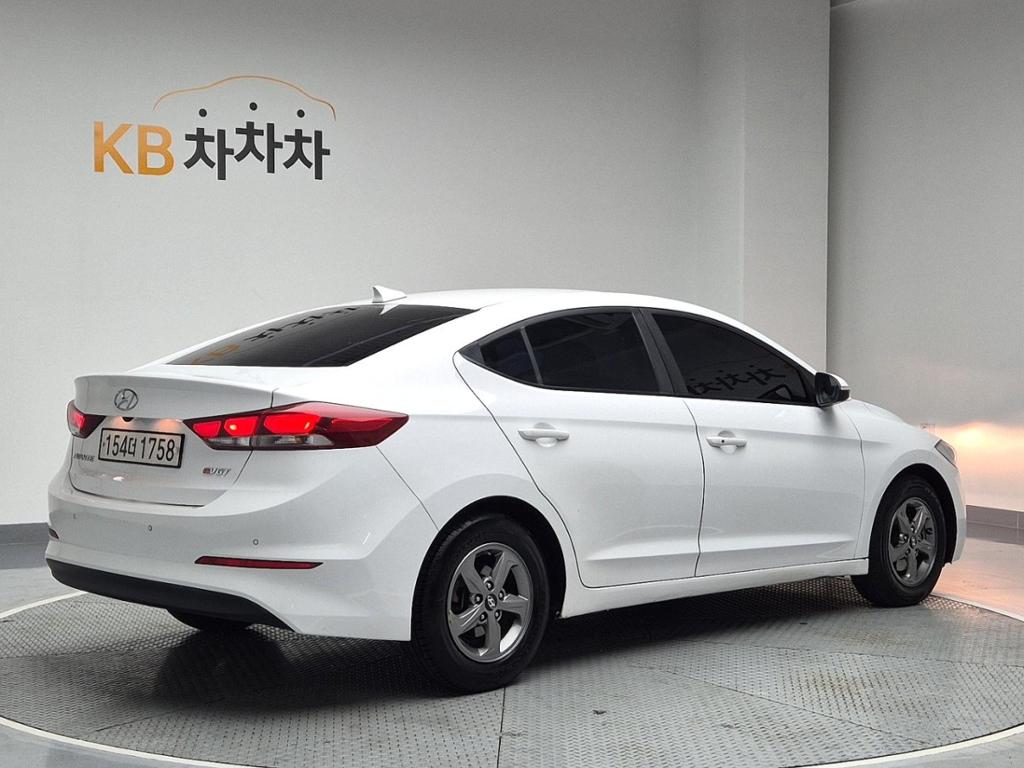 2016 HYUNDAI AVANTE AD 