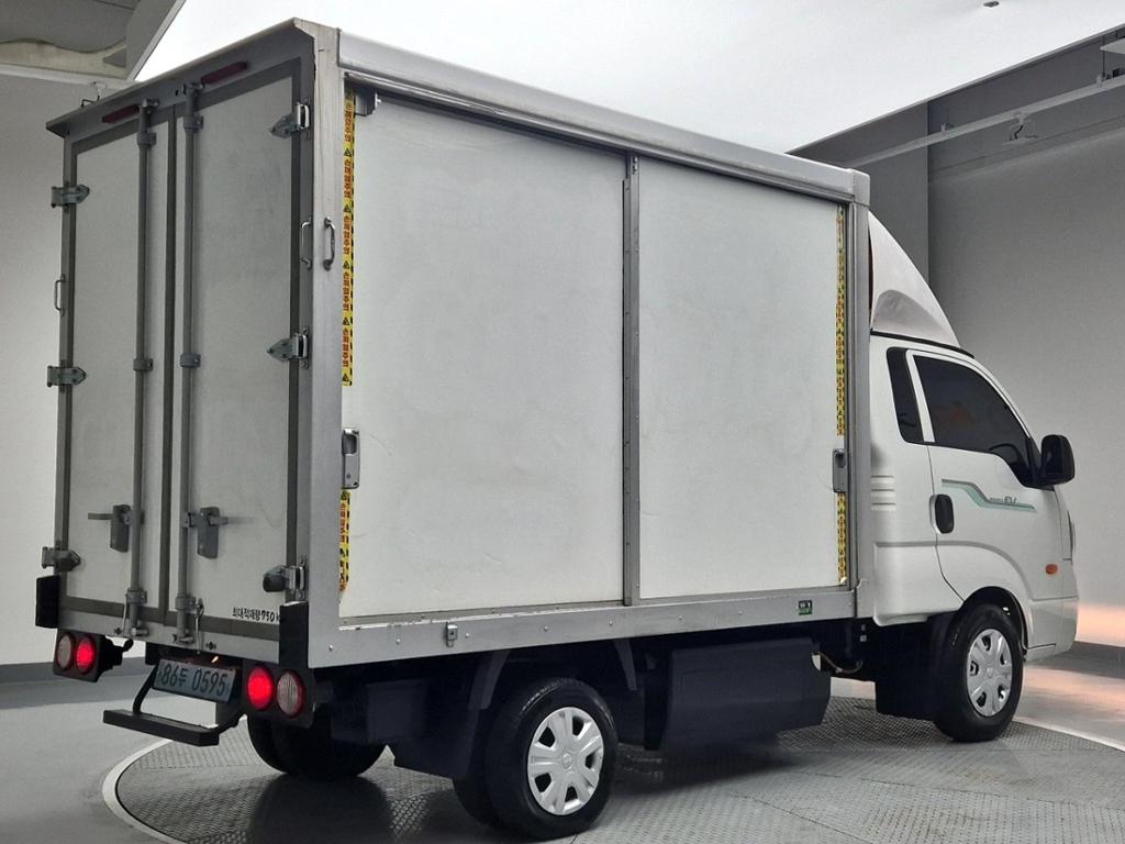 2022 KIA BONGO 3 EV 