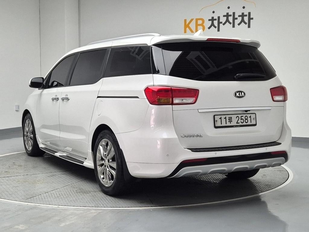 2016 KIA ALL NEW CARNIVAL 