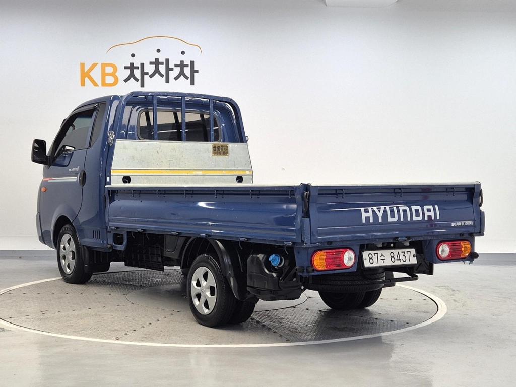 2022 HYUNDAI PORTER II 