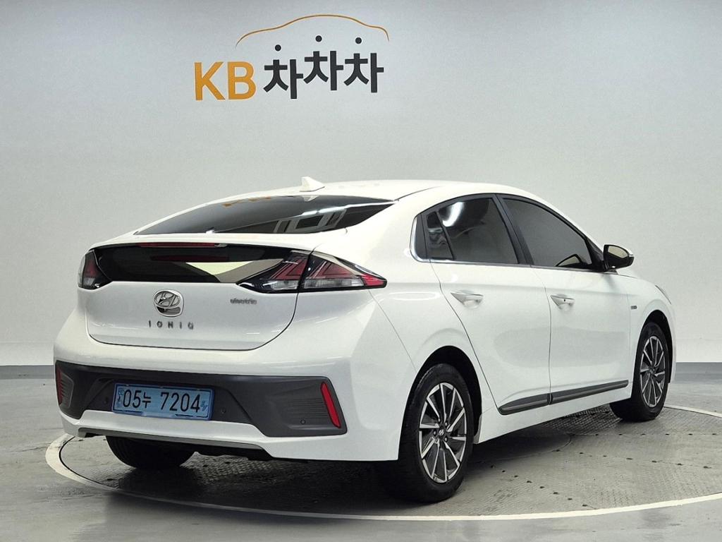 2020 HYUNDAI THE NEW IONIQ ELECTRIC 