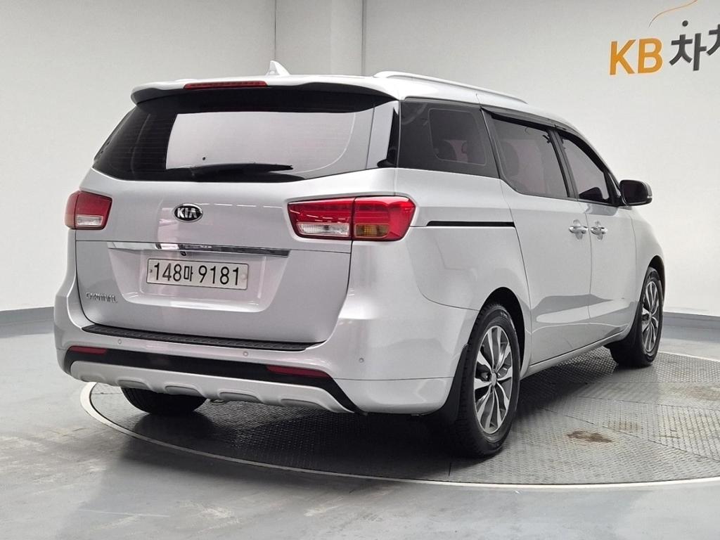2017 KIA ALL NEW CARNIVAL 