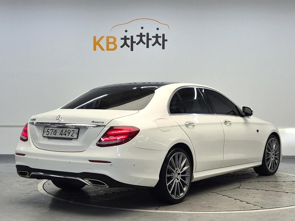 2017 BENZ E CLASS (5Gen) 