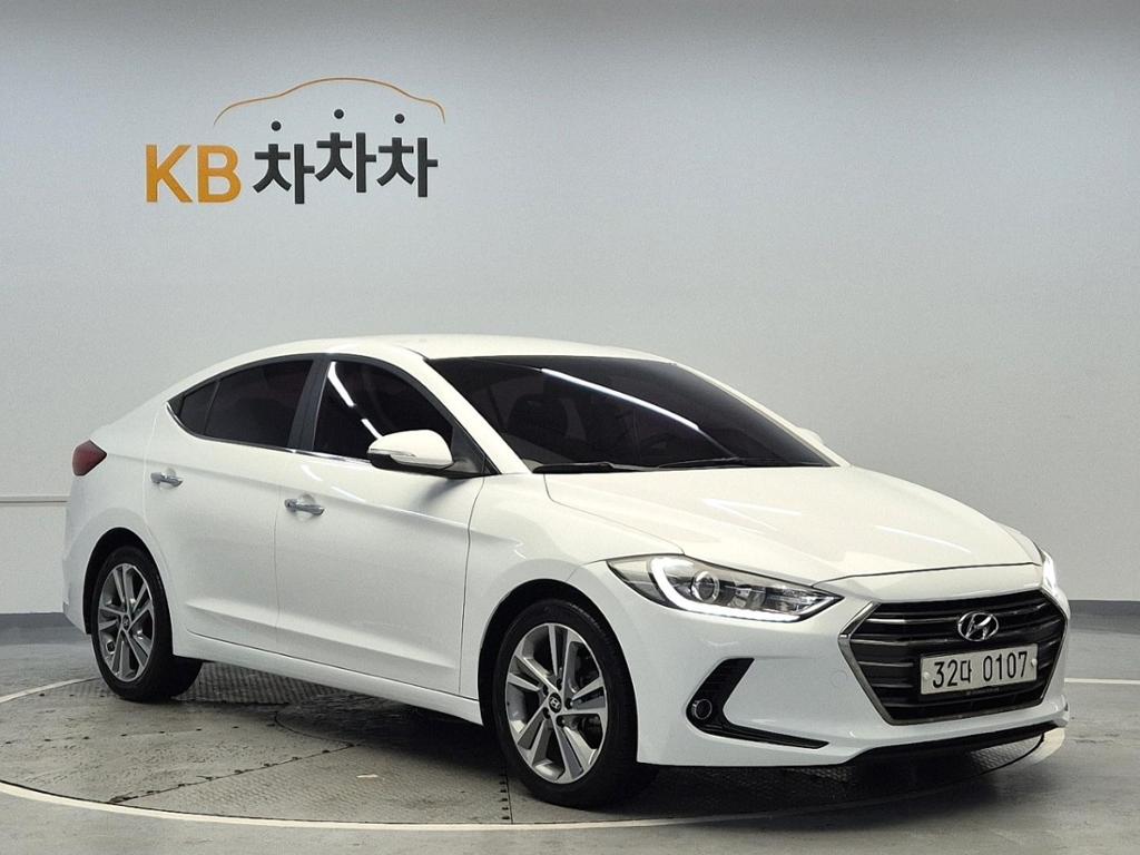 2017 HYUNDAI AVANTE AD 