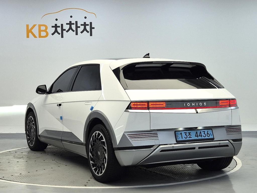2022 HYUNDAI IONIQ5 