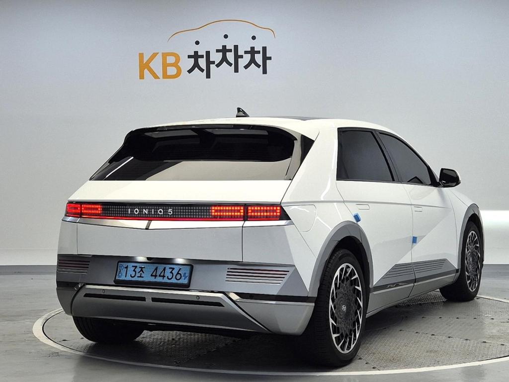 2022 HYUNDAI IONIQ5 