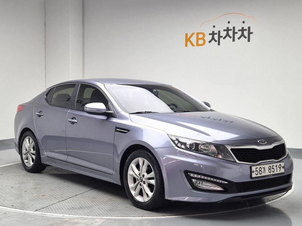 2011 KIA K5 