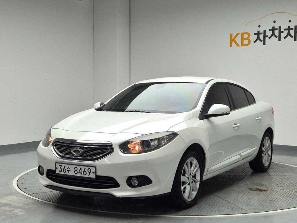 2013 RENAULT KOREA NEW SM3 