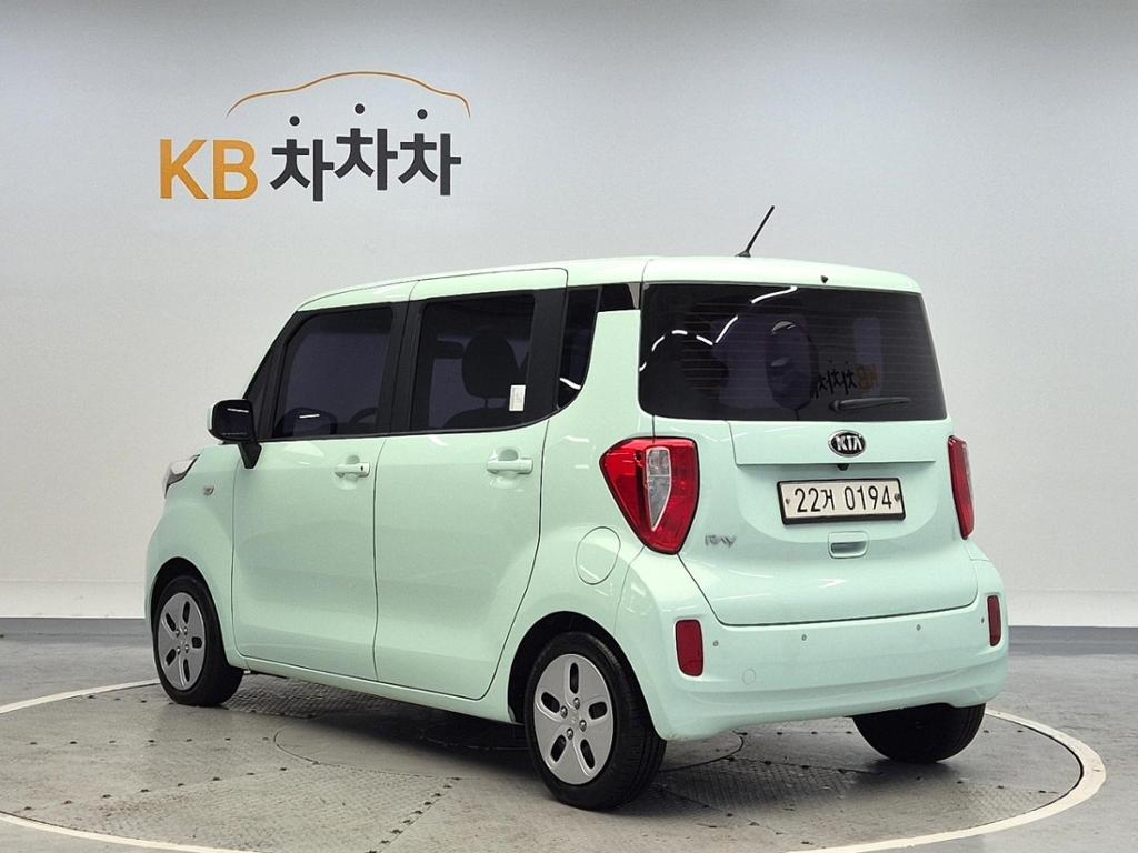 2016 KIA RAY 