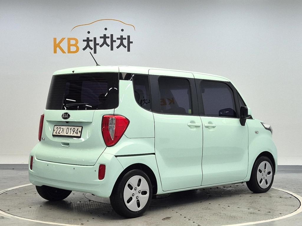2016 KIA RAY 