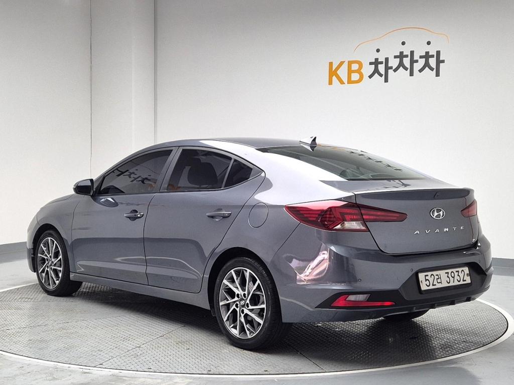 2019 HYUNDAI THE NEW AVANTE AD 