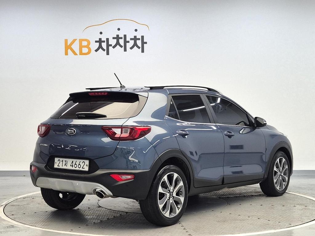 2019 KIA STONIC 