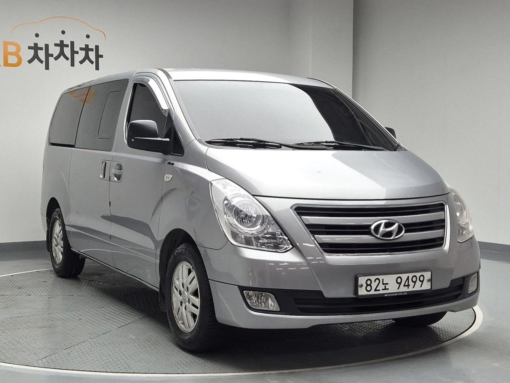2016 HYUNDAI GRAND STAREX 