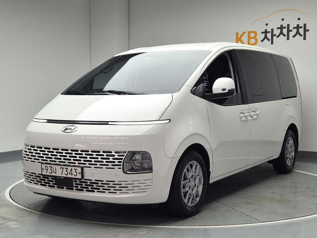 2022 HYUNDAI STARIA 