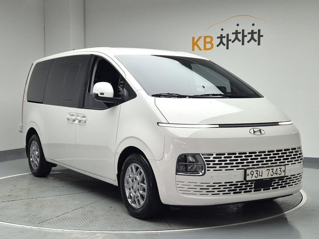 2022 HYUNDAI STARIA 