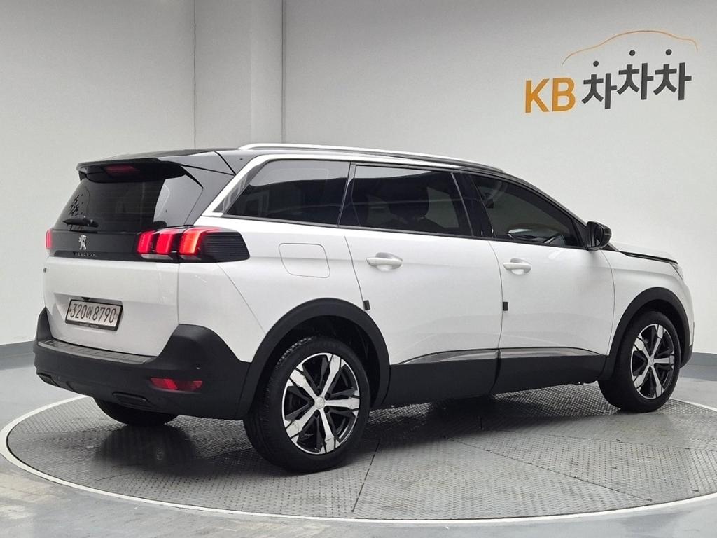 2021 PEUGEOT 5008 (2G) 