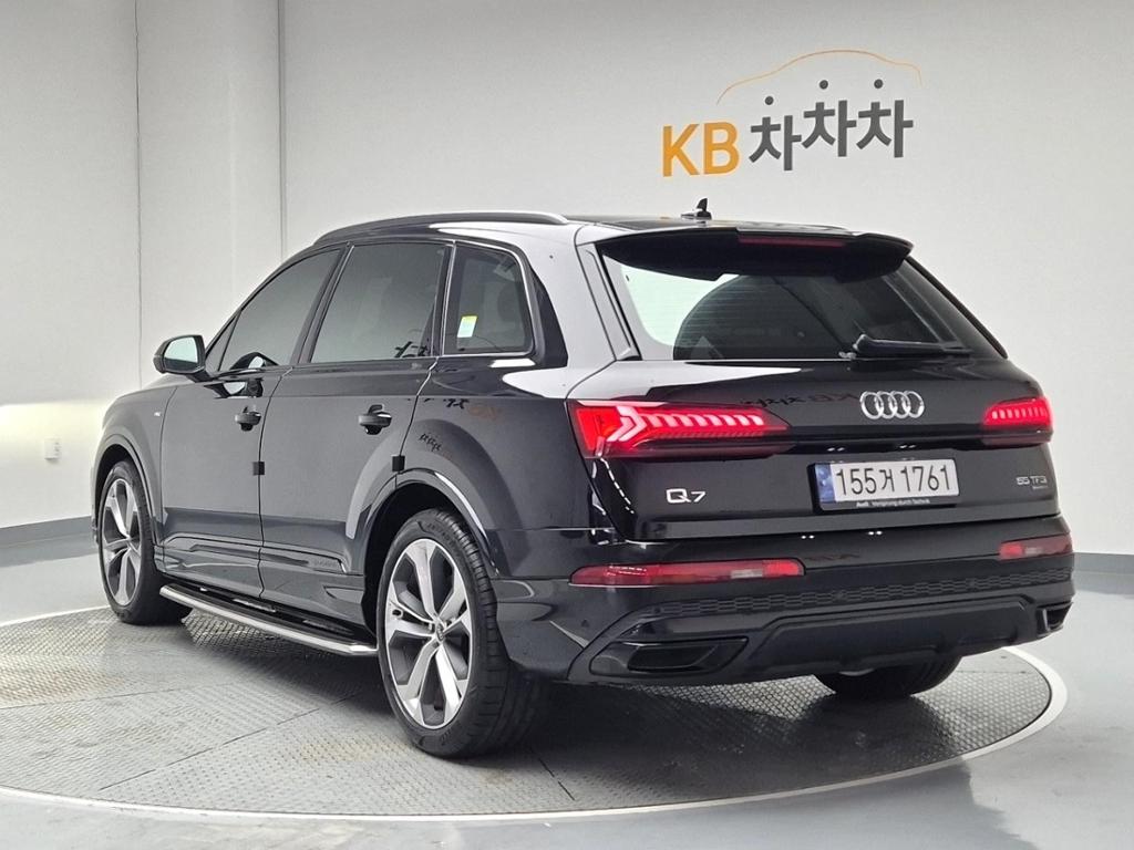 2022 AUDI Q7 (2Gen) 