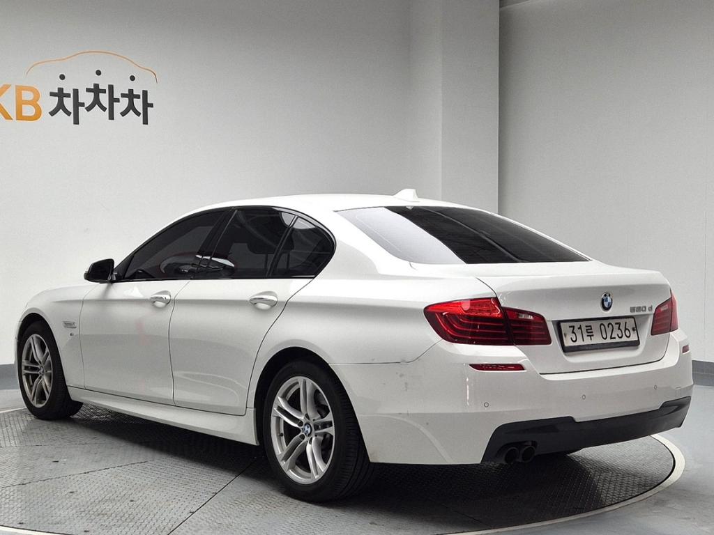 2016 BMW 5 SERIES (6Gen) 